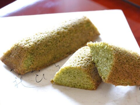 緑茶のバターケーキ